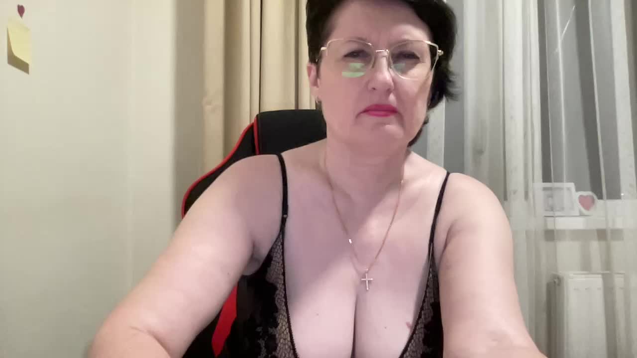 HotMilfPussy Adult Chat July 31, 2025