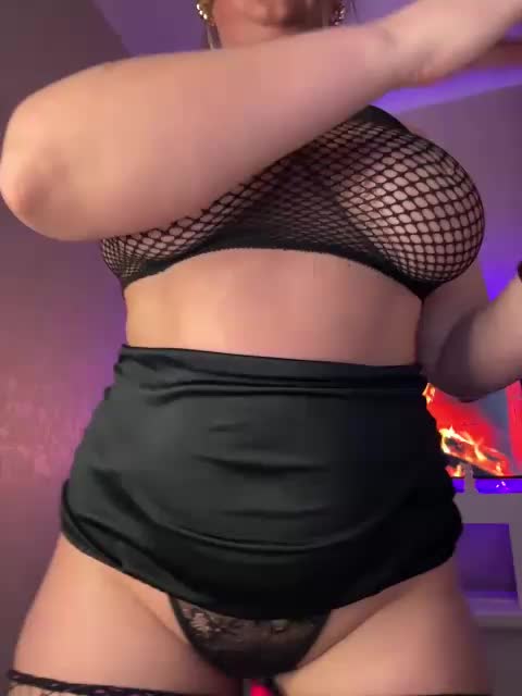 VictoriaFoxxx Adult Chat July 31, 2025