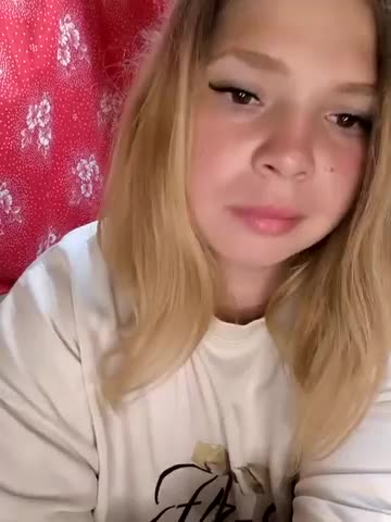 Zuli_Kiska Adult Chat July 31, 2025