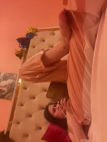 Flossy_Vettie Adult Chat July 31, 2025