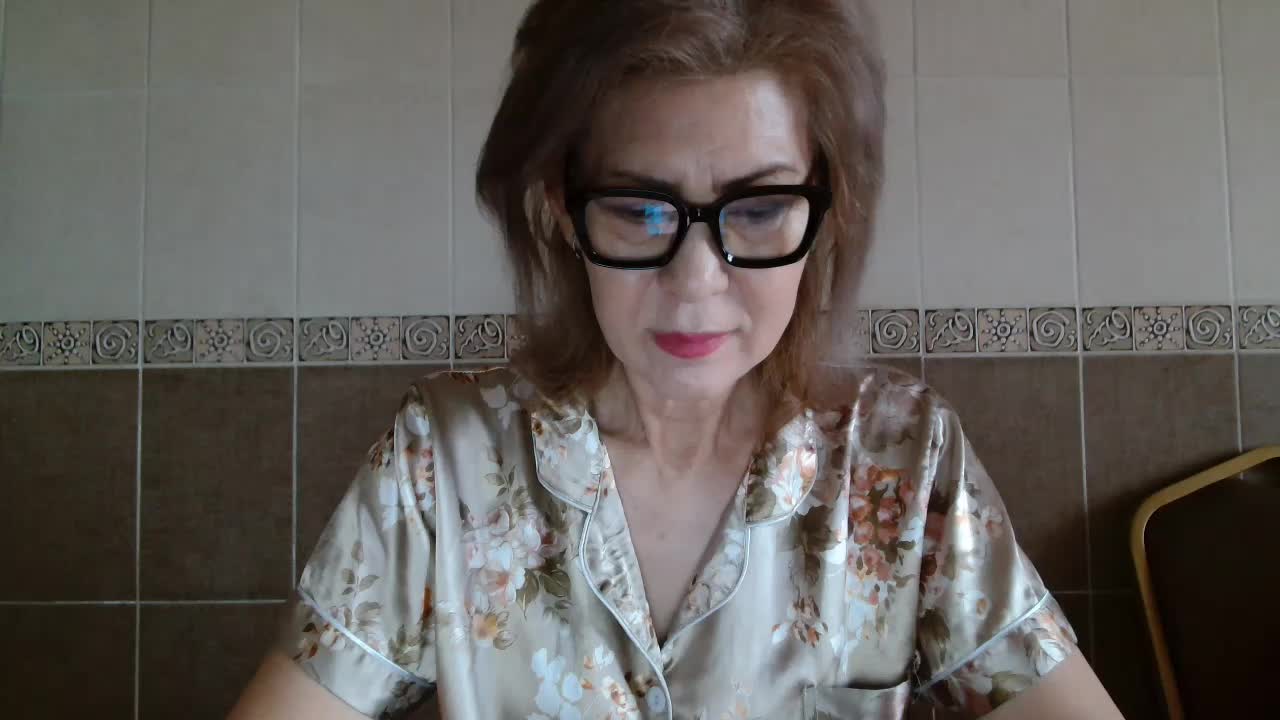 ElegantLady00 Adult Chat July 31, 2025