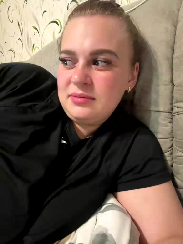 Chattie-Issy Adult Chat July 31, 2025