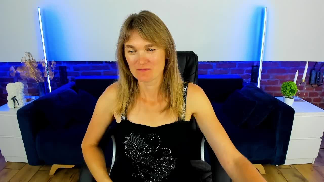 Annabel-xxx Adult Chat July 31, 2025