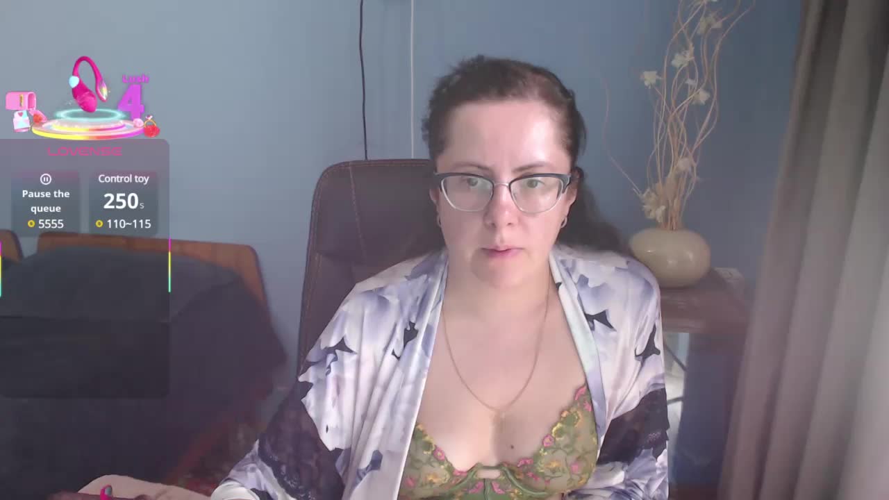 mandarinka28 Adult Chat July 31, 2025