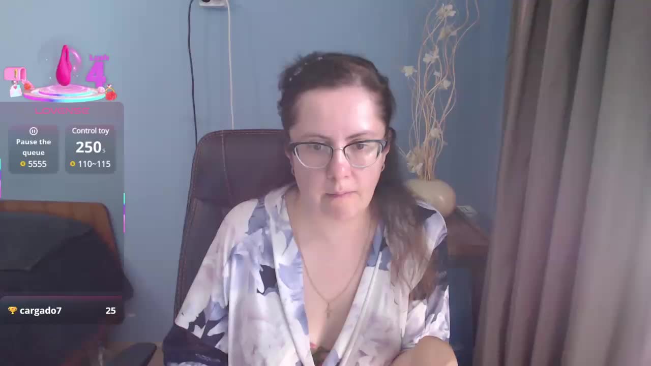 mandarinka28 Adult Chat July 31, 2025