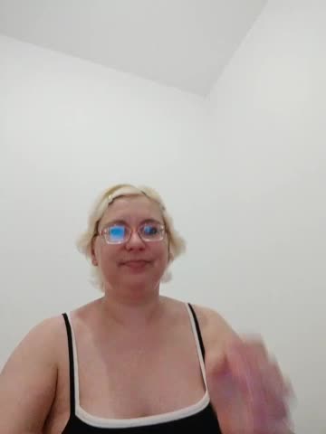 Vika211 Adult Chat July 31, 2025