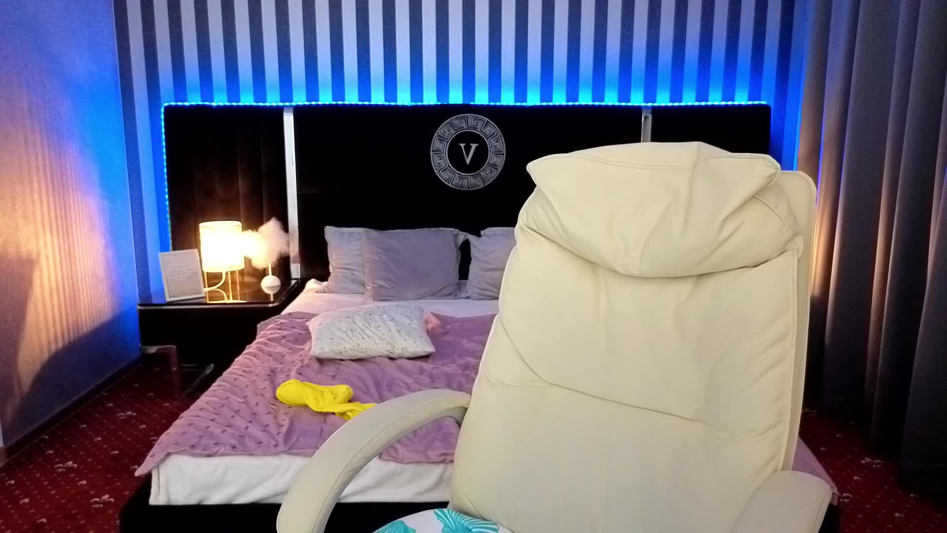 MissRossi Adult Chat July 31, 2025