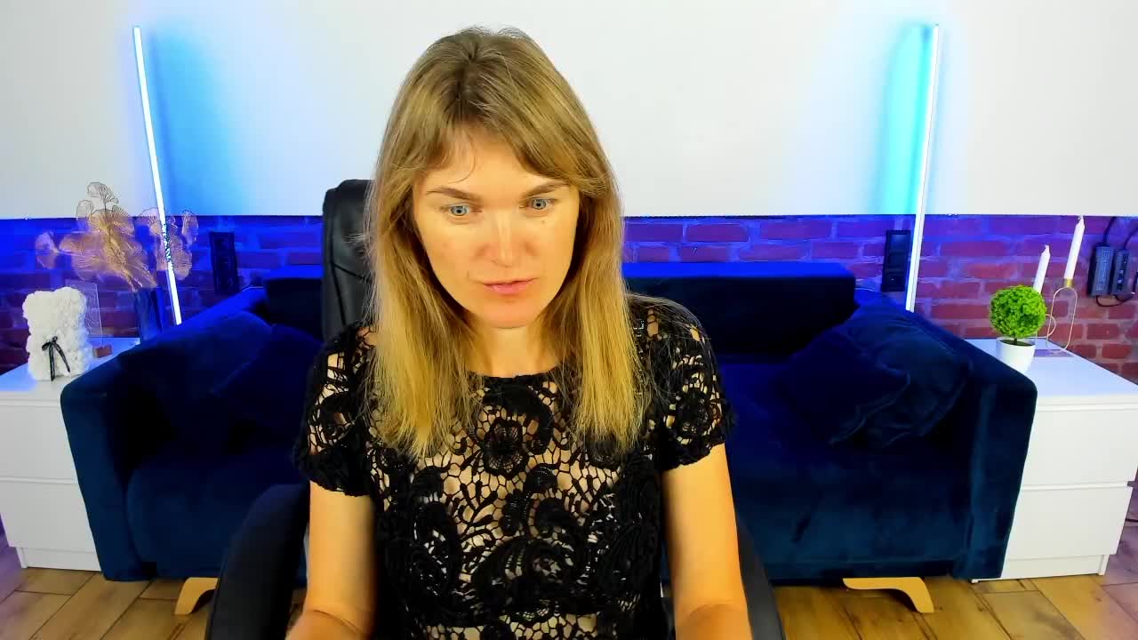 Annabel-xxx Adult Chat July 31, 2025