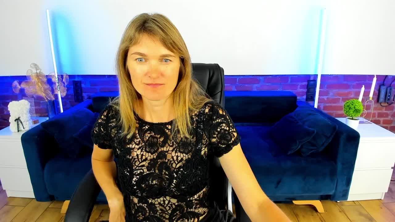 Annabel-xxx Adult Chat July 31, 2025