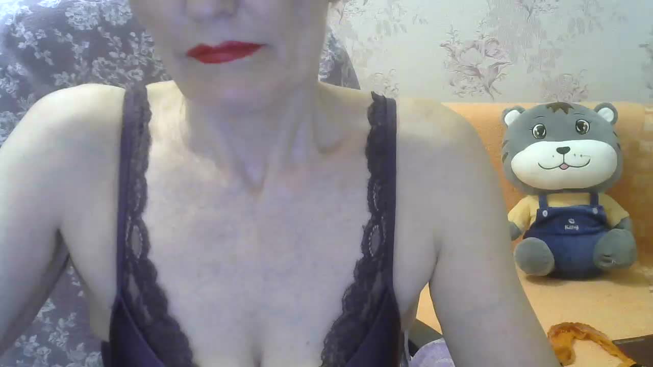 Red-Rose-777 Adult Chat August 1, 2025