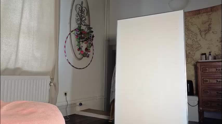 lola_belgium Adult Chat August 1, 2025