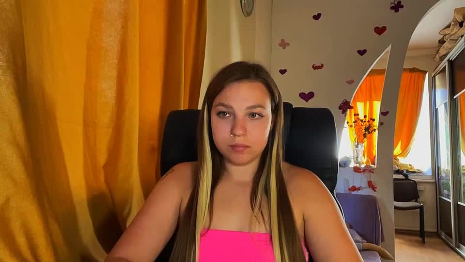 SweetAlissa18 Adult Chat August 1, 2025
