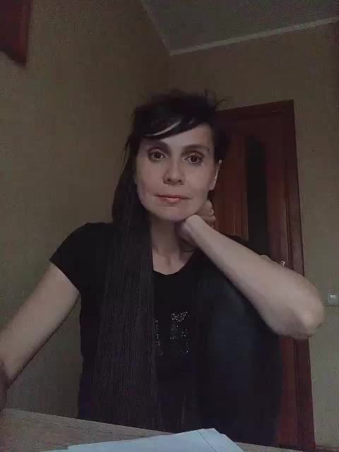 Hellenalonenochka Adult Chat August 1, 2025