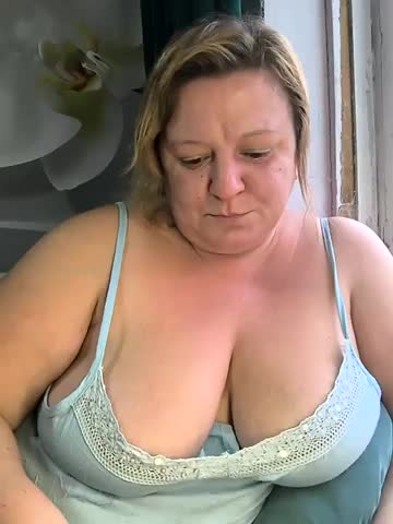 jusichka Adult Chat August 1, 2025