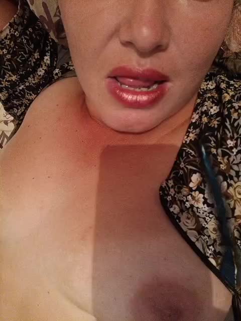 Raspberry_Rum Adult Chat August 1, 2025