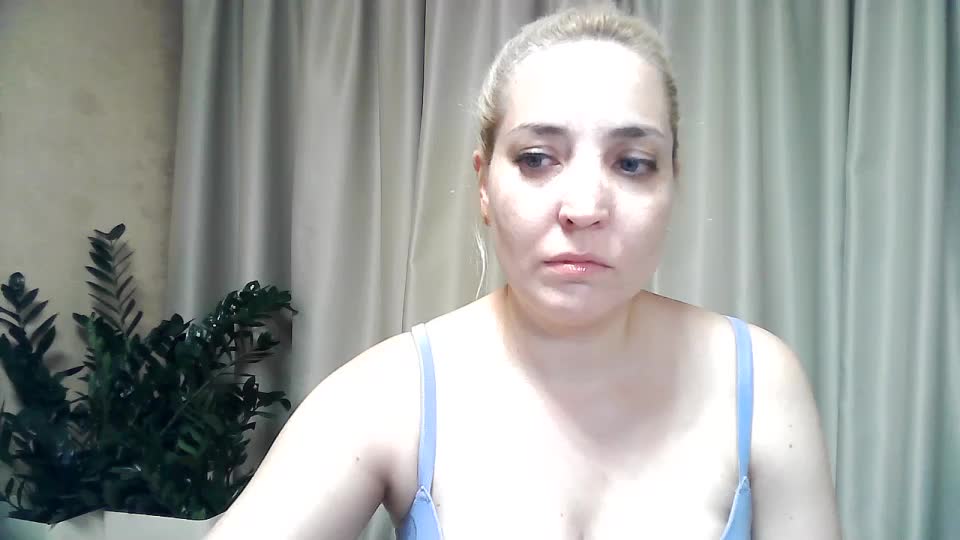 mariska-kiska Adult Chat August 1, 2025