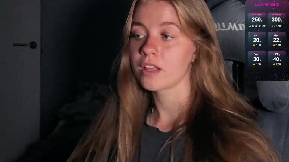 candy_meggie Adult Chat August 1, 2025