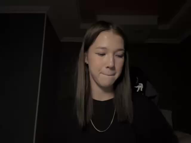 Liil_domi Adult Chat August 1, 2025