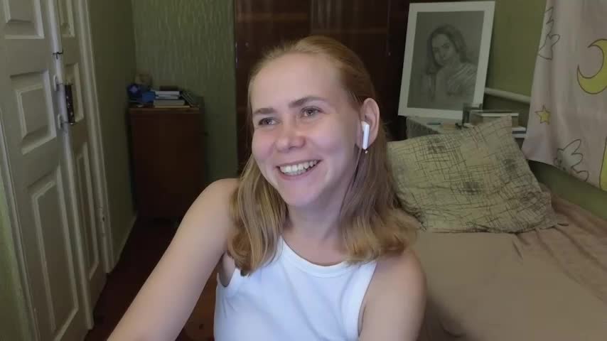 Riley_Roo Adult Chat August 1, 2025