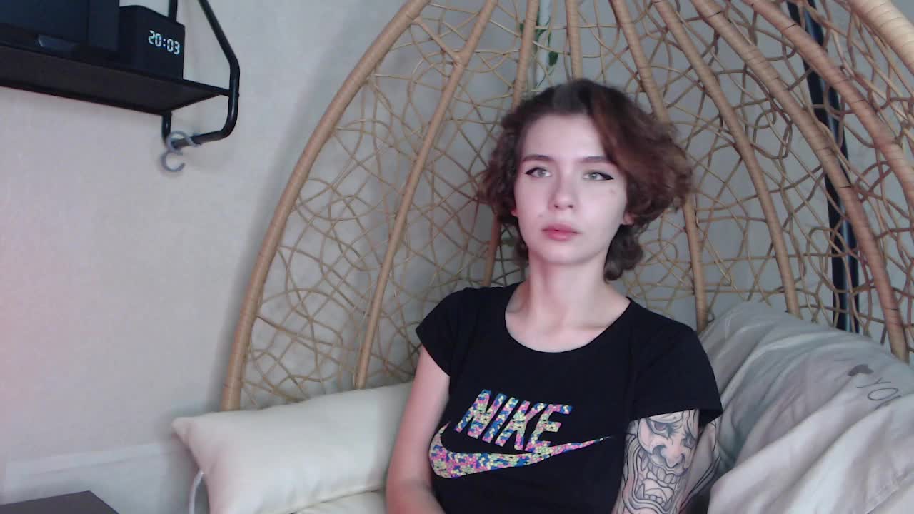 Lulu-Sun Adult Chat August 1, 2025