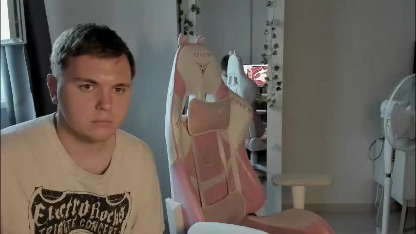 kesh_mne Adult Chat July 31, 2025