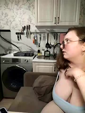 Caramel_pussy Adult Chat July 24, 2025