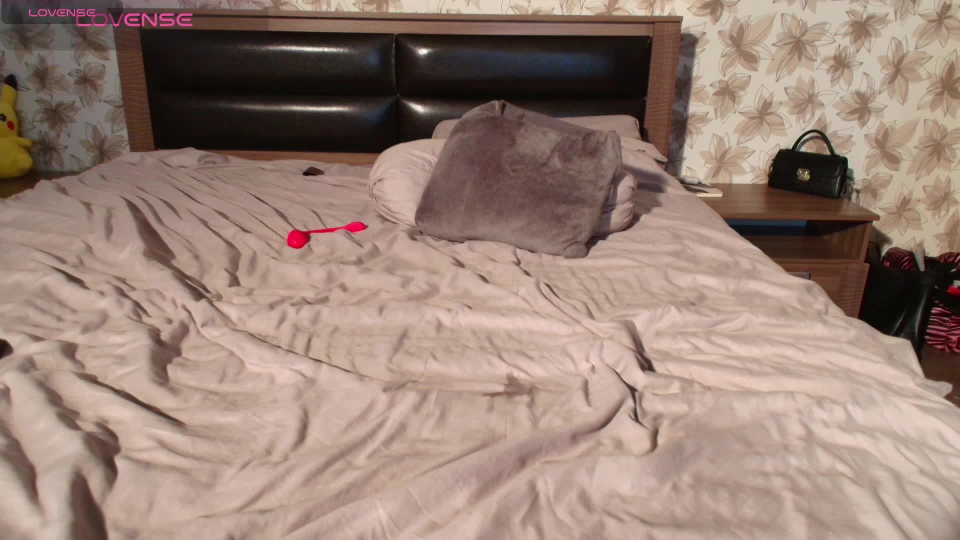 trixy-pixyw Adult Chat August 1, 2025