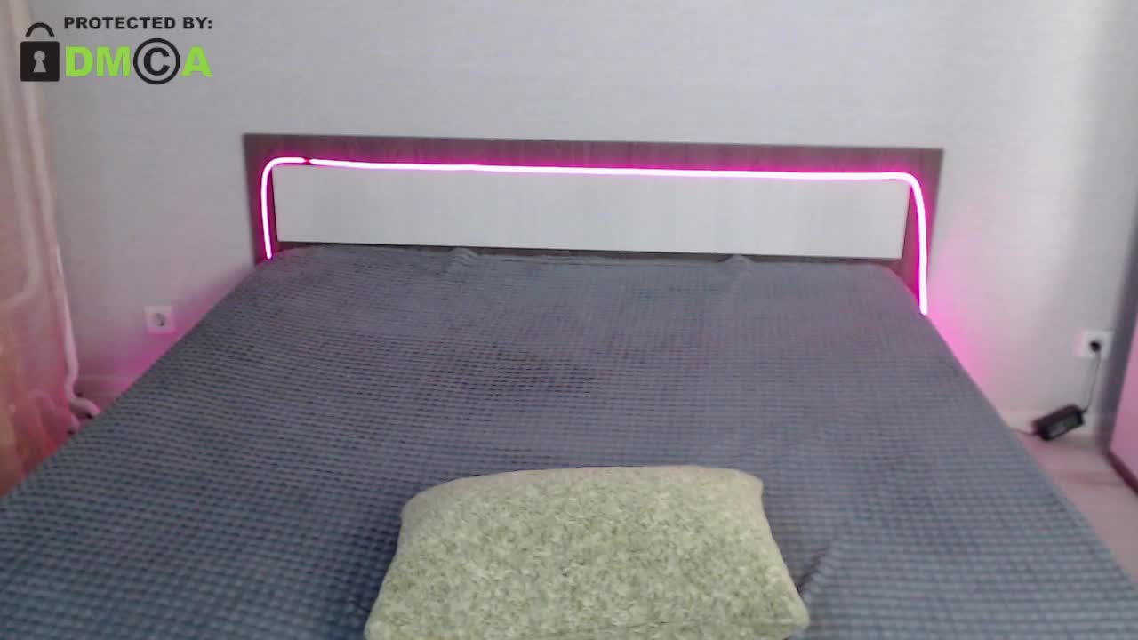 RonnieMilles Adult Chat August 1, 2025