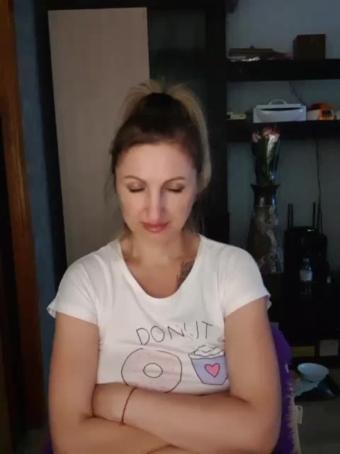 Nushka1984 Adult Chat August 1, 2025