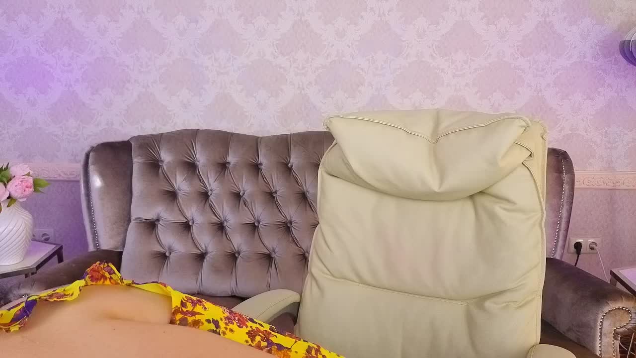 MissRossi Adult Chat August 1, 2025