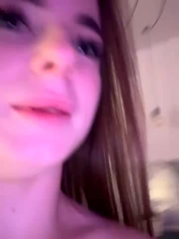 EmyClaws Adult Chat August 1, 2025