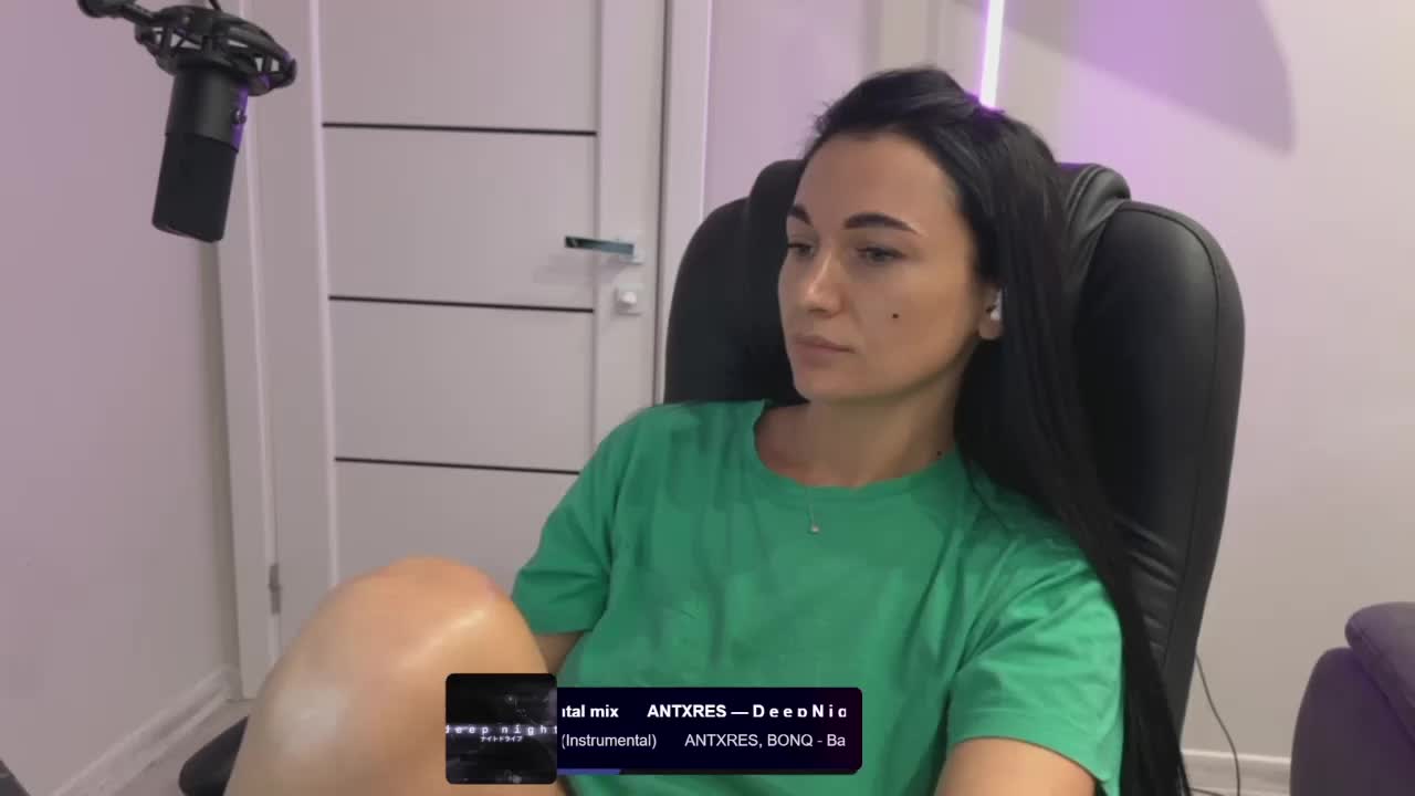 _UkRaiNo4Ka_ Adult Chat August 1, 2025