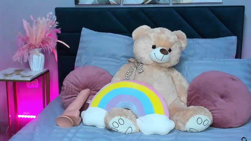 Curvy_Dynamite_ Adult Chat August 2, 2025