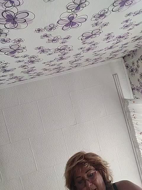 KarinkaSweet Adult Chat August 2, 2025