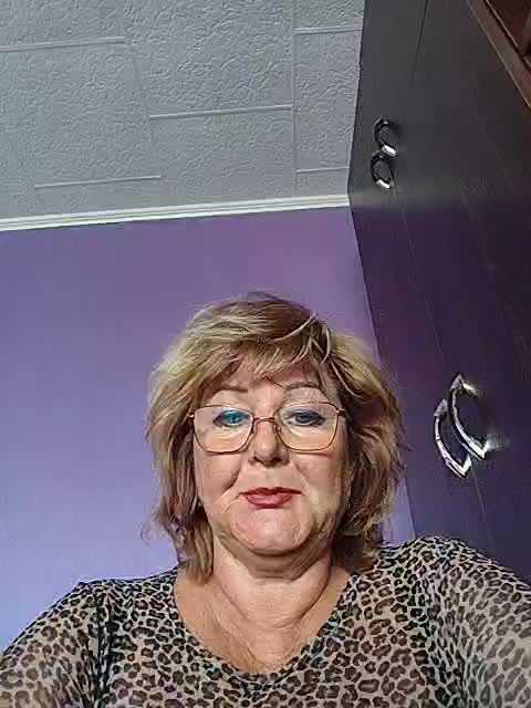 KarinkaSweet Adult Chat August 2, 2025