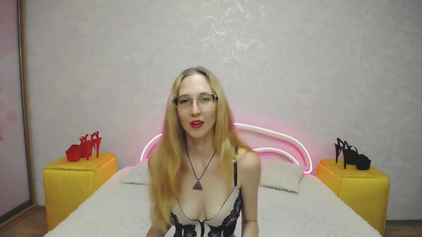 KlaryBrait Adult Chat August 2, 2025