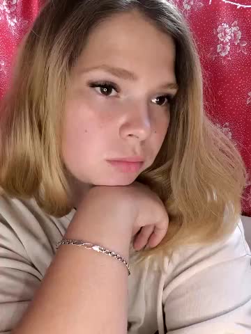 Zuli_Kiska Adult Chat August 2, 2025