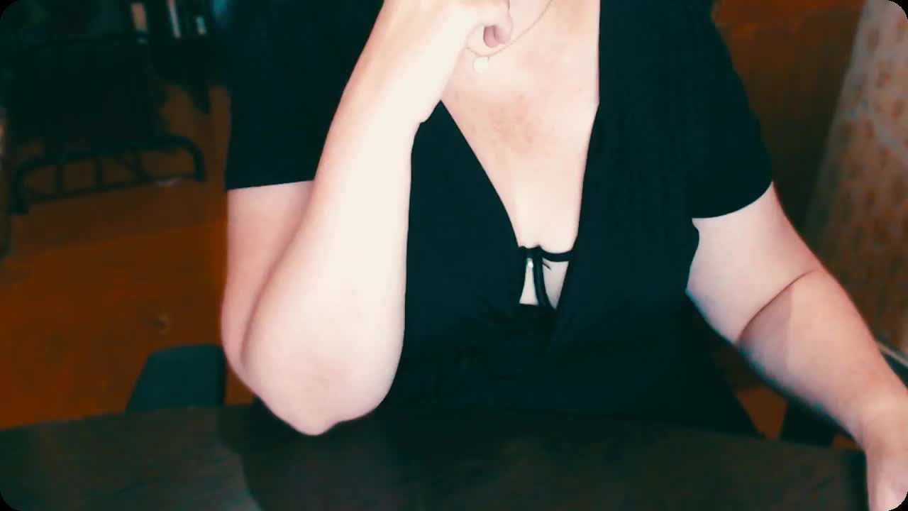 Alisa1917 Adult Chat August 2, 2025