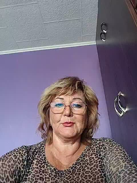 KarinkaSweet Adult Chat August 2, 2025