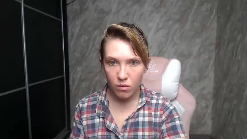 Reginasmilee Adult Chat August 2, 2025