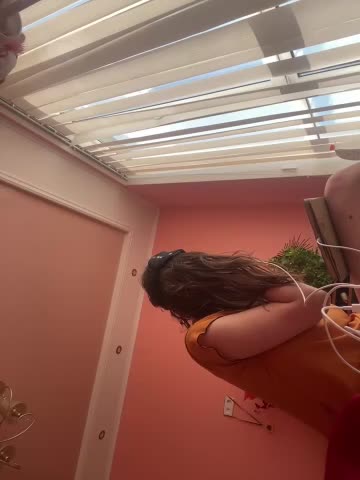 Flossy_Vettie Adult Chat August 2, 2025