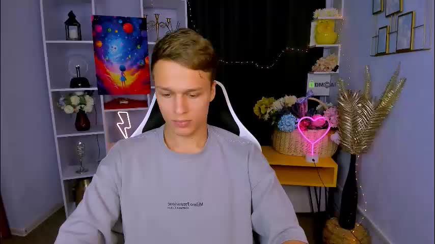 adam_art Adult Chat August 1, 2025