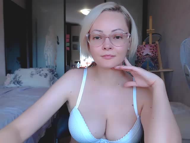 SophieCrush Adult Chat August 2, 2025