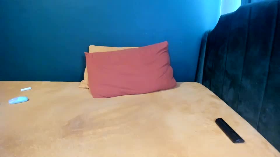 ella_la Adult Chat August 2, 2025