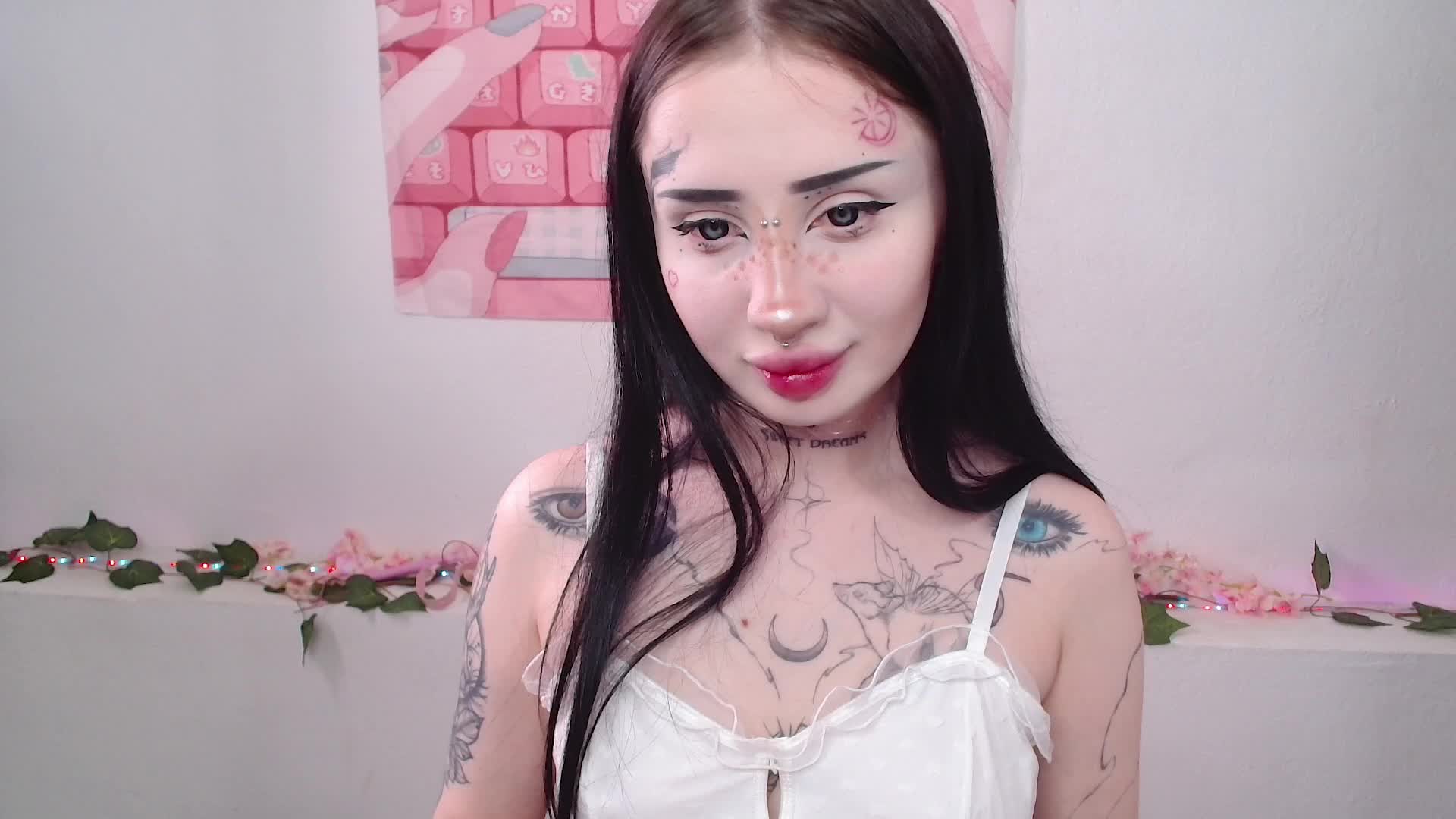 lisa-tatt Adult Chat August 2, 2025