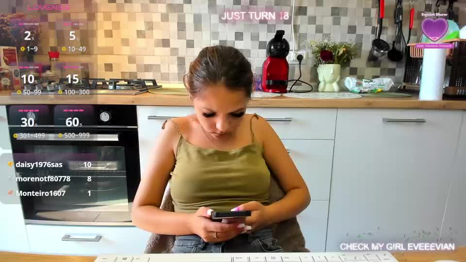 18te3ngirl Adult Chat August 2, 2025