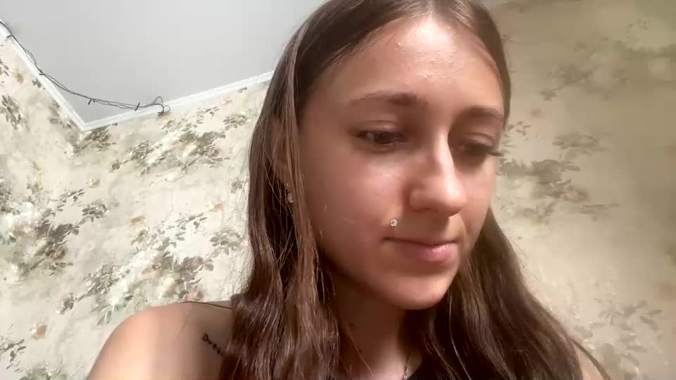 viktoria9898 Adult Chat August 2, 2025