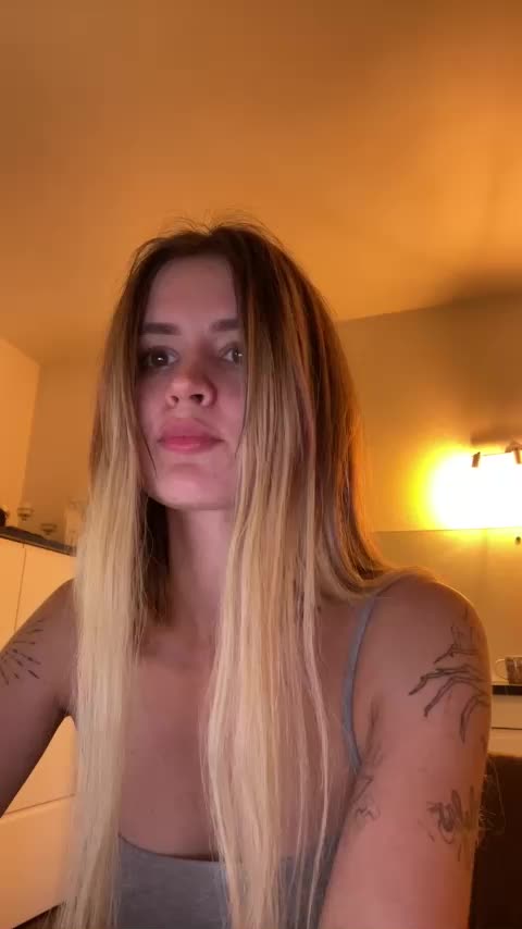 BabeGirl Adult Chat August 2, 2025