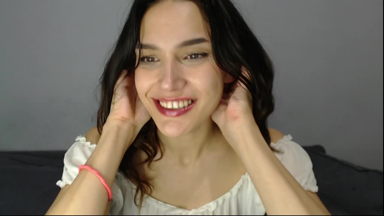 Iloniyaa Adult Chat August 2, 2025