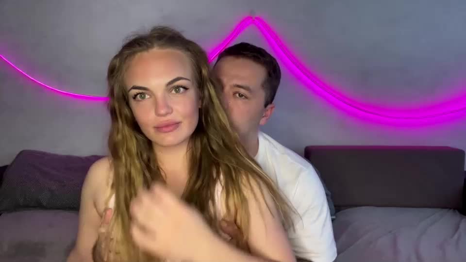 deeplookscouple Adult Chat August 2, 2025